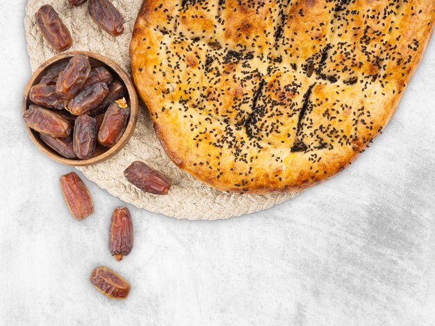طرز تهیه خرما روغنی